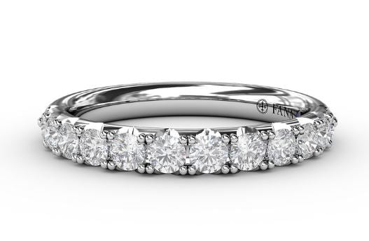 Pavé Diamond Anniversary Band - FANA